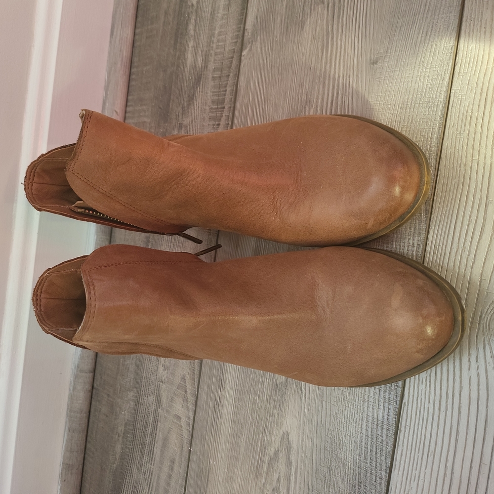 Lucky Brand leather ankle boots